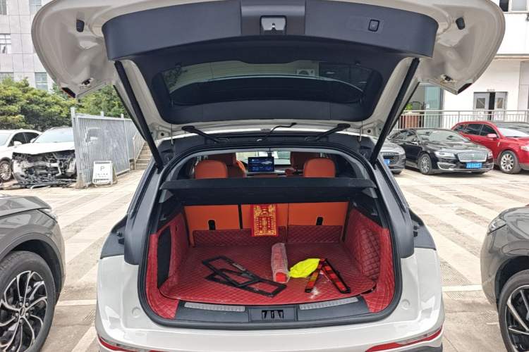 Used Lincoln Corsair 2020 2.0T Two-Wheel Drive Luxury Edition Trunk