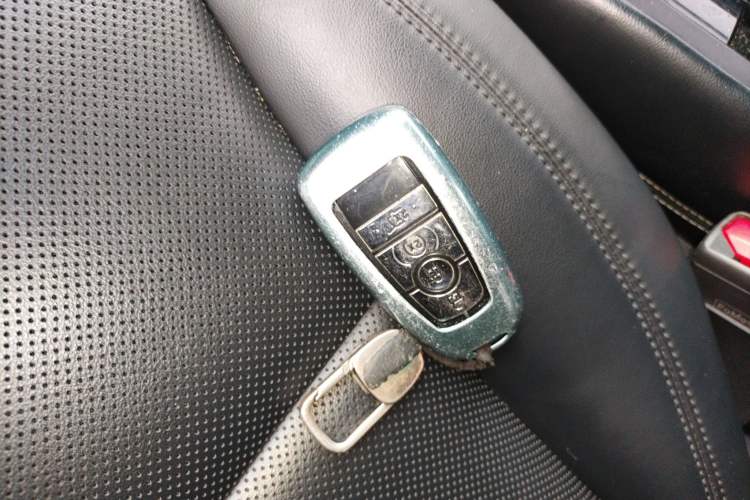 Used Lincoln Corsair 2020 2.0T Two-Wheel Drive Luxury Edition Vehicle Key