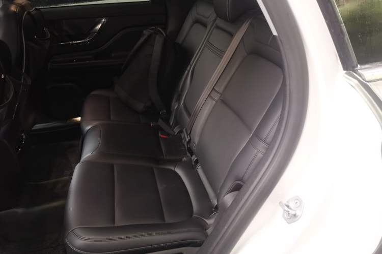 Used Lincoln Corsair 2020 2.0T Two-Wheel Drive Luxury Edition Left Rear Seat