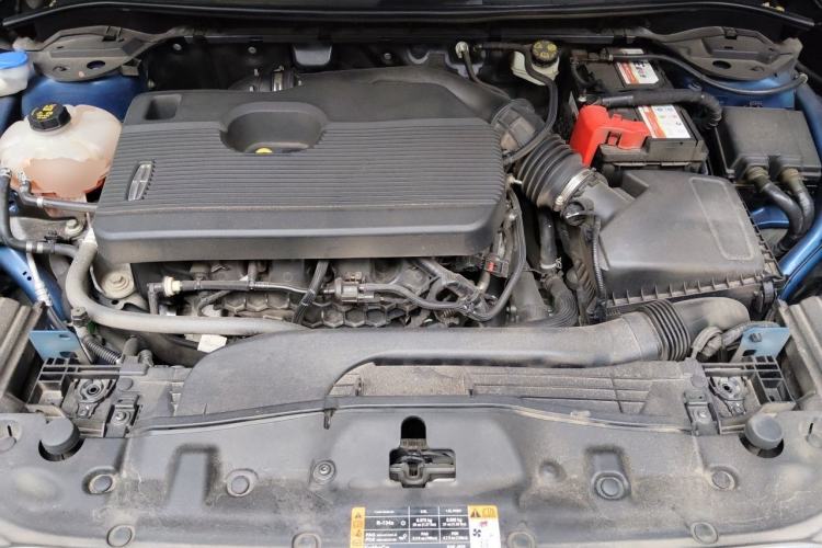 Used Lincoln Corsair 2020 2.0T Two-Wheel Drive Luxury Edition Engine Bay