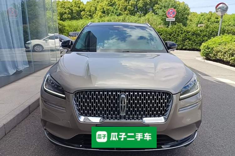 Used Lincoln Corsair 2020 2.0T Two-Wheel Drive Luxury Edition Front