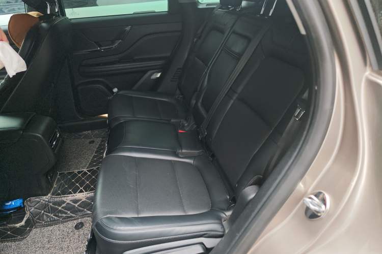 Used Lincoln Corsair 2020 2.0T Two-Wheel Drive Luxury Edition Left Rear Seat