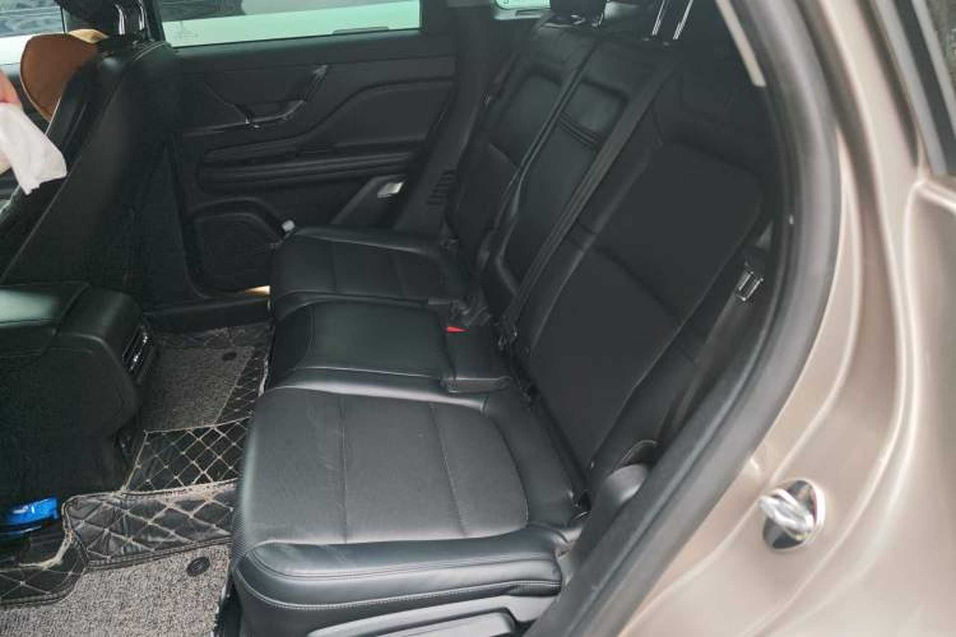 Used Lincoln Corsair 2020 2.0T Two-Wheel Drive Luxury Edition Left Rear Seat