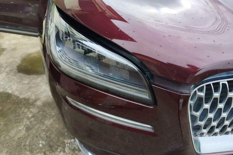 Used Lincoln Corsair 2020 2.0T Two-Wheel Drive Luxury Edition Right Front Headlight