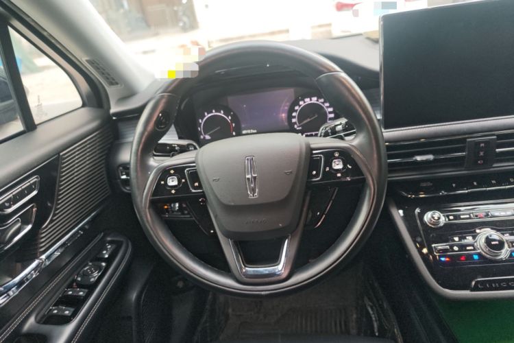 Used Lincoln Corsair 2020 2.0T Two-Wheel Drive Luxury Edition Steering Wheel