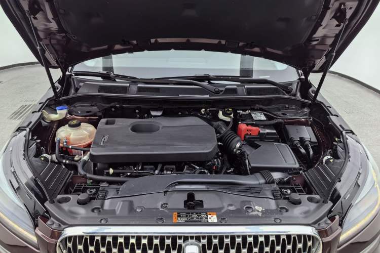 Used Lincoln Corsair 2020 2.0T Two-Wheel Drive Luxury Edition Engine Bay