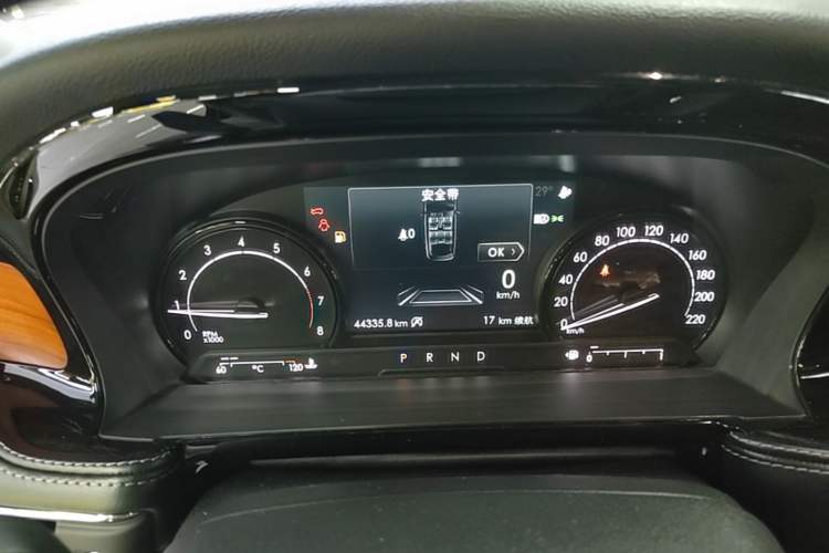 Used Lincoln Corsair 2020 2.0T Two-Wheel Drive Luxury Edition Instrument Cluster