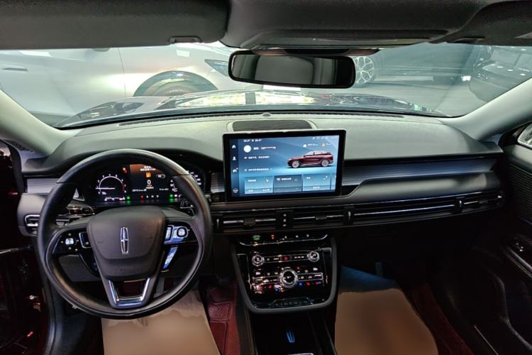 Used Lincoln Corsair 2020 2.0T Two-Wheel Drive Luxury Edition Center Console