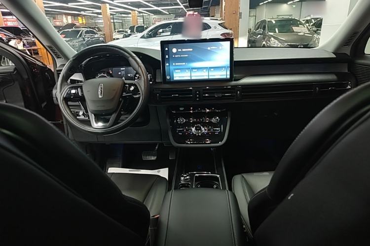 Used Lincoln Corsair 2020 2.0T Two-Wheel Drive Luxury Edition Center Console