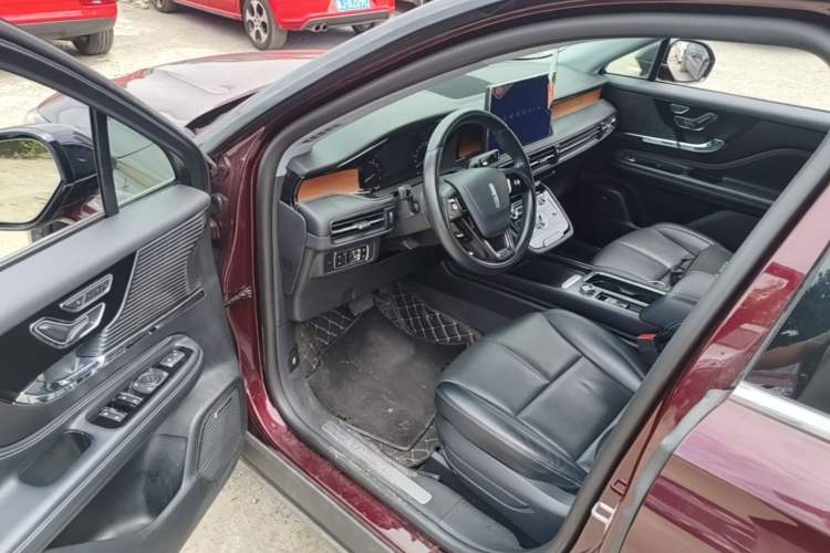 Used Lincoln Corsair 2020 2.0T Two-Wheel Drive Luxury Edition Driver Seat