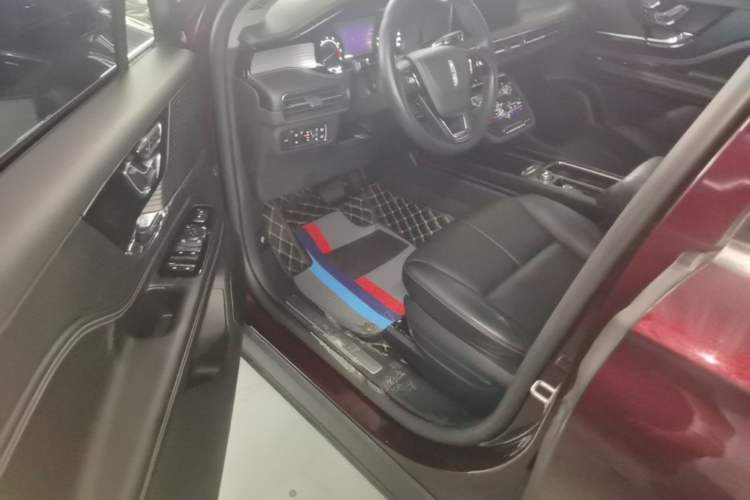Used Lincoln Corsair 2020 2.0T Two-Wheel Drive Luxury Edition Driver Seat