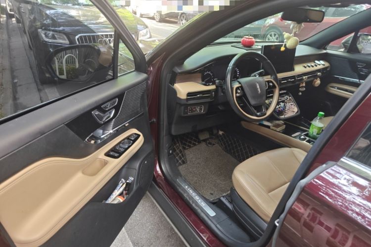 Used Lincoln Corsair 2020 2.0T Two-Wheel Drive Luxury Edition Driver Seat