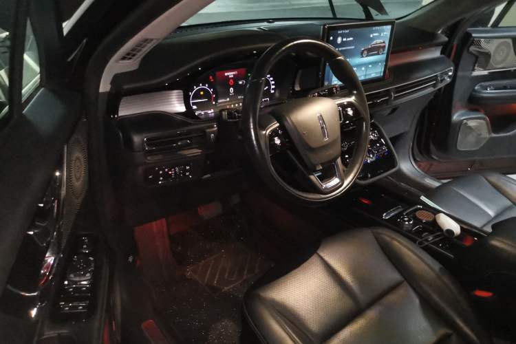 Used Lincoln Corsair 2020 2.0T Two-Wheel Drive Luxury Edition Driver Seat