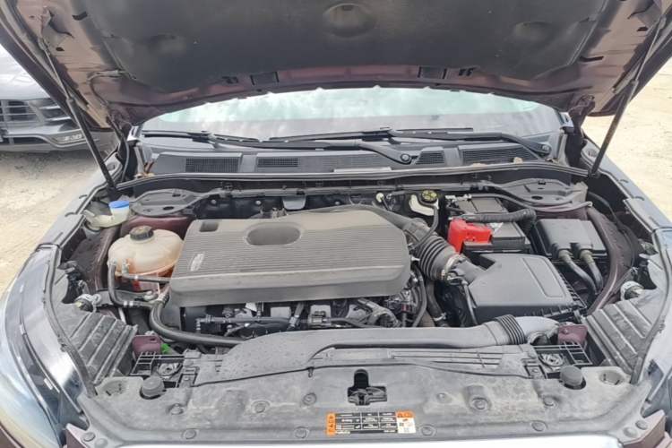 Used Lincoln Corsair 2020 2.0T Two-Wheel Drive Luxury Edition Engine Bay