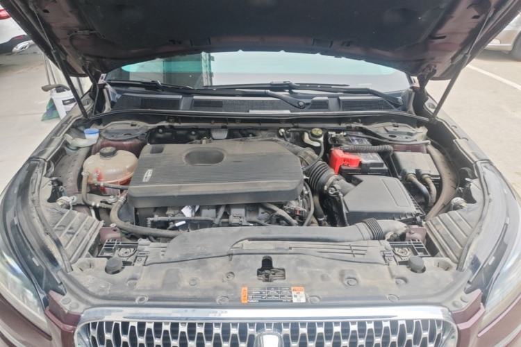 Used Lincoln Corsair 2020 2.0T Two-Wheel Drive Luxury Edition Engine Bay