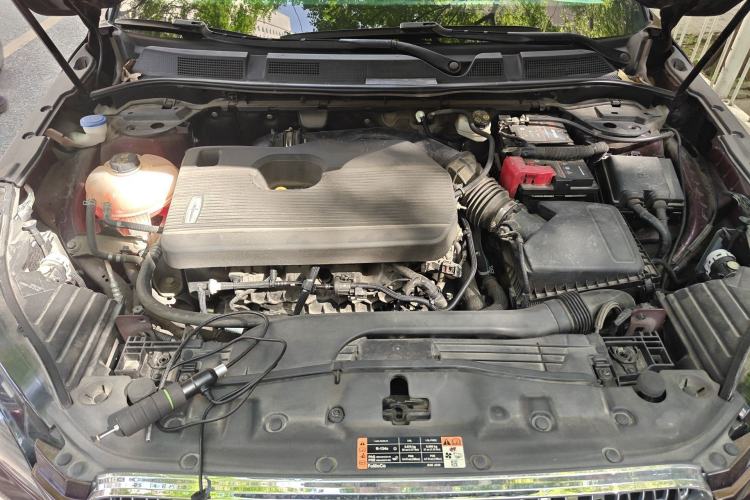 Used Lincoln Corsair 2020 2.0T Two-Wheel Drive Luxury Edition Engine Bay