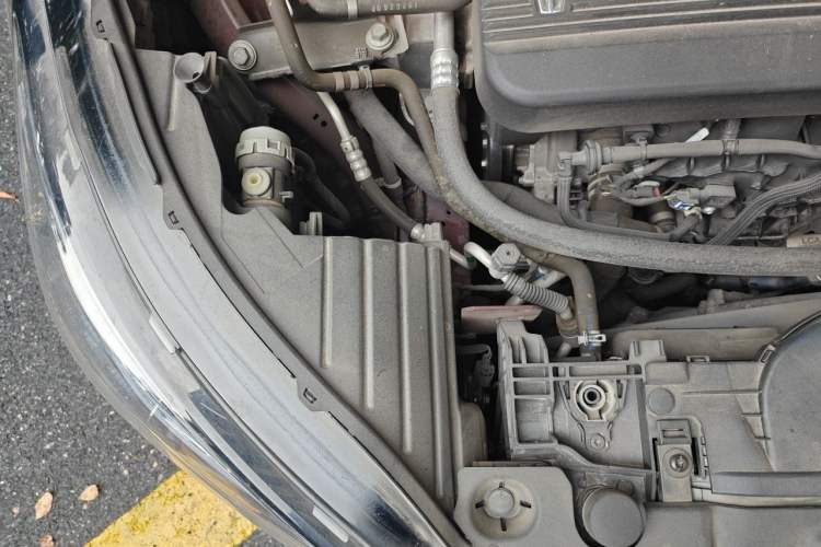 Used Lincoln Corsair 2020 2.0T Two-Wheel Drive Luxury Edition Engine Bay Right