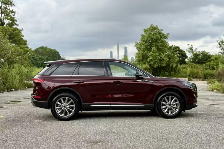 Used Lincoln Corsair 2020 2.0T Two-Wheel Drive Luxury Edition Exterior 12