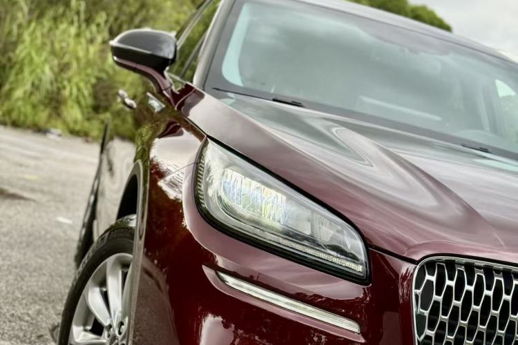 Used Lincoln Corsair 2020 2.0T Two-Wheel Drive Luxury Edition Exterior 2
