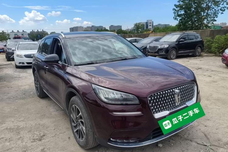 Used Lincoln Corsair 2020 2.0T Two-Wheel Drive Luxury Edition Front Right 45 Deg