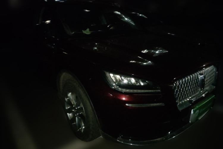 Used Lincoln Corsair 2020 2.0T Two-Wheel Drive Luxury Edition Front Right 45 Deg