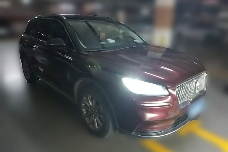 Used Lincoln Corsair 2020 2.0T Two-Wheel Drive Luxury Edition Front Right 45 Deg