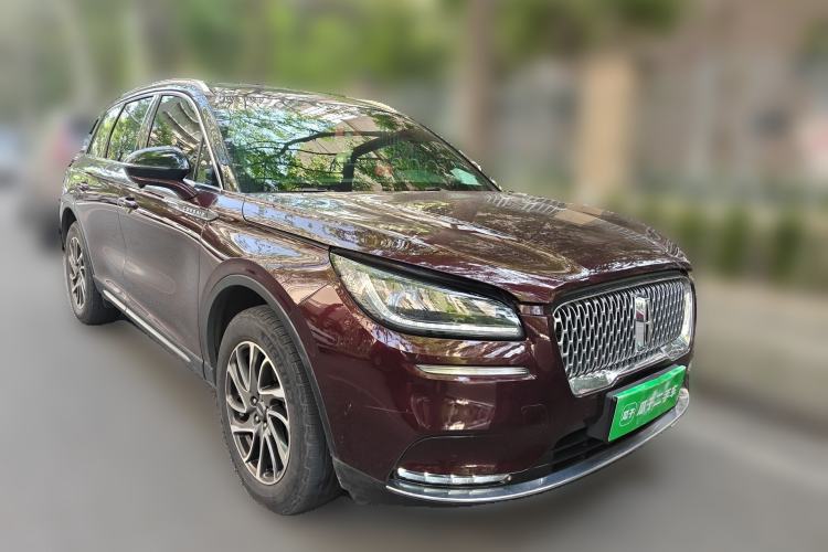 Used Lincoln Corsair 2020 2.0T Two-Wheel Drive Luxury Edition Front Right 45 Deg