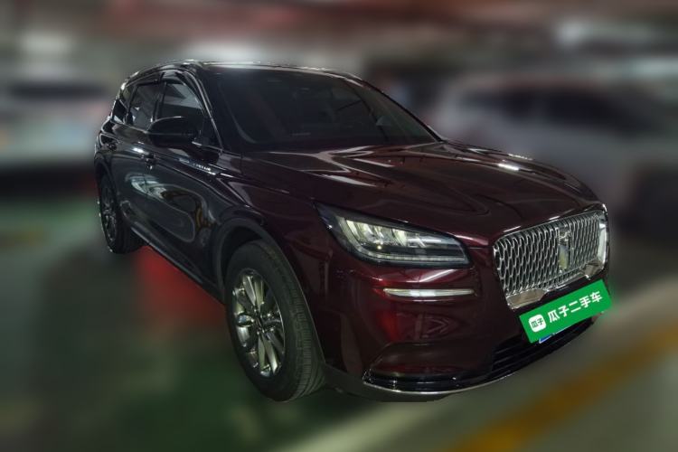 Used Lincoln Corsair 2020 2.0T Two-Wheel Drive Luxury Edition Front Right 45 Deg