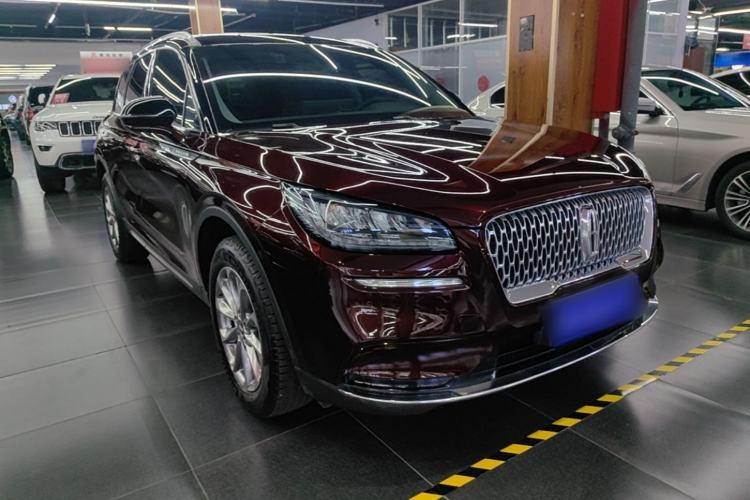 Used Lincoln Corsair 2020 2.0T Two-Wheel Drive Luxury Edition Front Right 45 Deg
