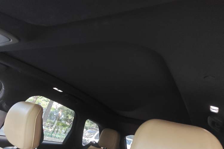 Used Lincoln Corsair 2020 2.0T Two-Wheel Drive Luxury Edition Headliner