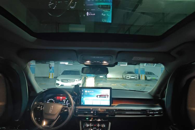 Used Lincoln Corsair 2020 2.0T Two-Wheel Drive Luxury Edition Headliner