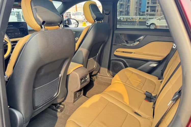 Used Lincoln Corsair 2020 2.0T Two-Wheel Drive Luxury Edition Interior 6