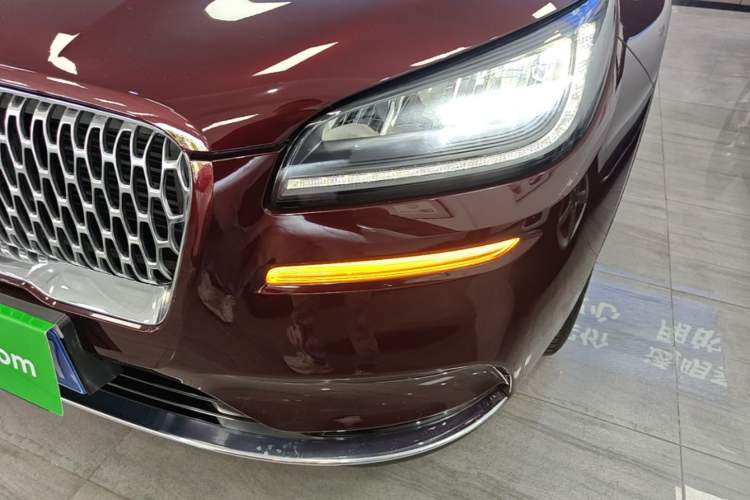 Used Lincoln Corsair 2020 2.0T Two-Wheel Drive Luxury Edition Left Front Headlight