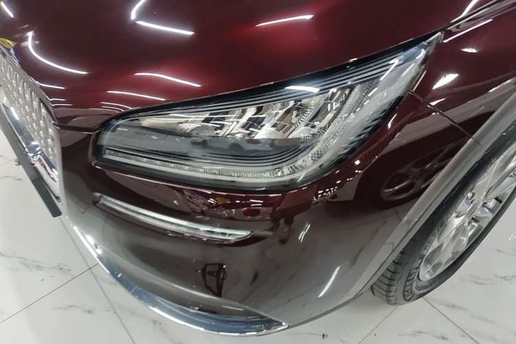 Used Lincoln Corsair 2020 2.0T Two-Wheel Drive Luxury Edition Left Front Headlight