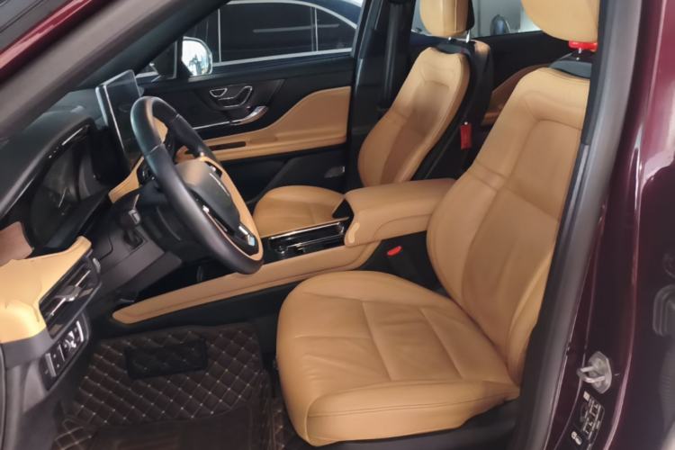 Used Lincoln Corsair 2020 2.0T Four-Wheel Drive Luxury Edition Left Front Seat