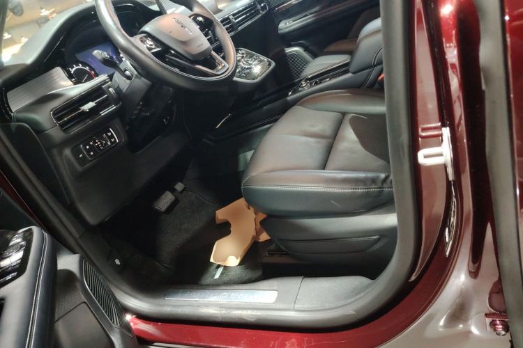 Used Lincoln Corsair 2020 2.0T Two-Wheel Drive Luxury Edition Left Front Seat