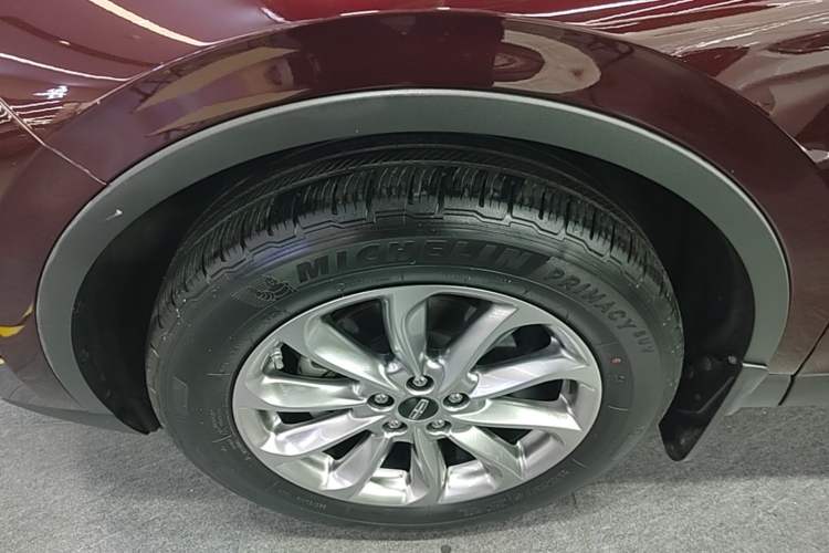 Used Lincoln Corsair 2020 2.0T Two-Wheel Drive Luxury Edition Left Front Wheel Hub