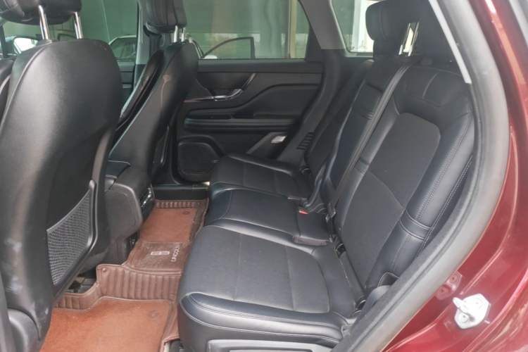 Used Lincoln Corsair 2020 2.0T Two-Wheel Drive Luxury Edition Left Rear Seat
