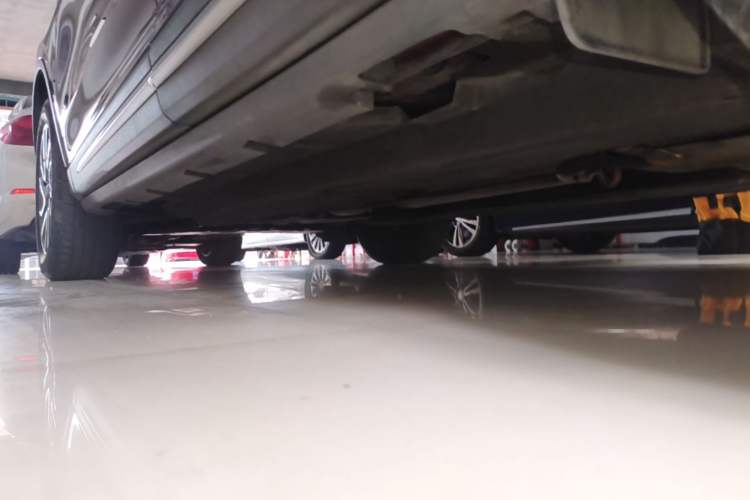 Used Lincoln Corsair 2020 2.0T Four-Wheel Drive Luxury Edition Left Side Sill