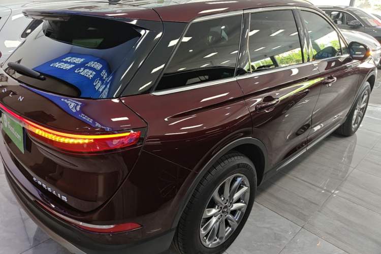 Used Lincoln Corsair 2020 2.0T Two-Wheel Drive Luxury Edition Rear Right 45 Deg