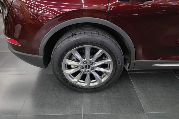 Used Lincoln Corsair 2020 2.0T Two-Wheel Drive Luxury Edition Right Rear Wheel Hub