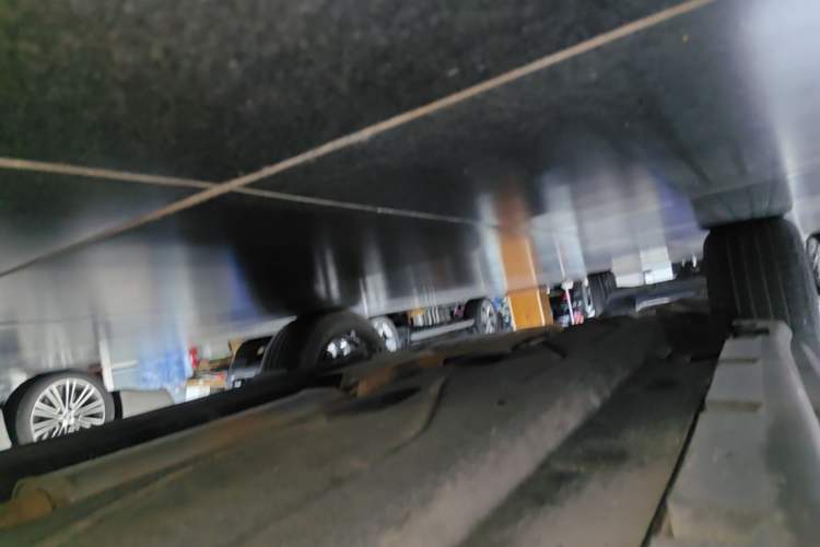 Used Lincoln Corsair 2020 2.0T Two-Wheel Drive Luxury Edition Right Side Sill