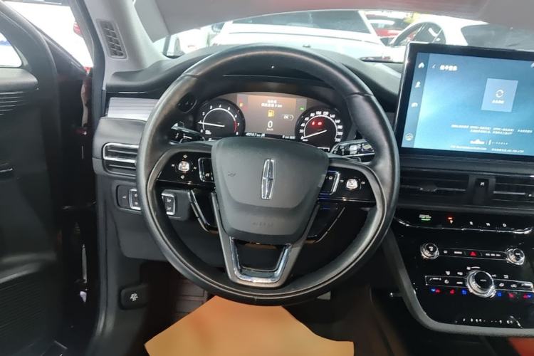 Used Lincoln Corsair 2020 2.0T Two-Wheel Drive Luxury Edition Steering Wheel