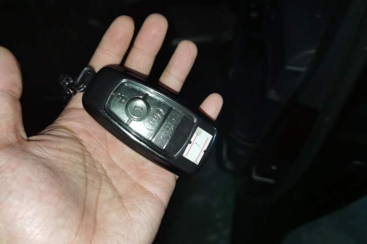 Used Lincoln Corsair 2020 2.0T Two-Wheel Drive Luxury Edition Vehicle Key