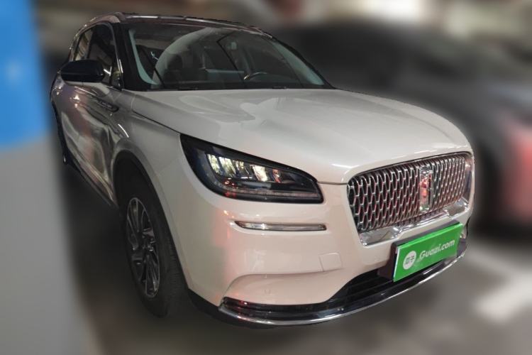 Used Lincoln Corsair 2020 2.0T Two-Wheel Drive Luxury Edition Front Right 45 Deg