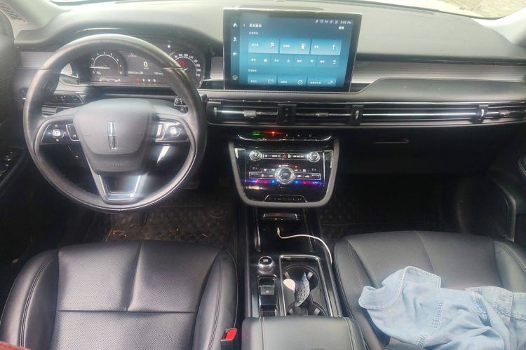 Used Lincoln Corsair 2020 2.0T Two-Wheel Drive Luxury Edition Interior 2