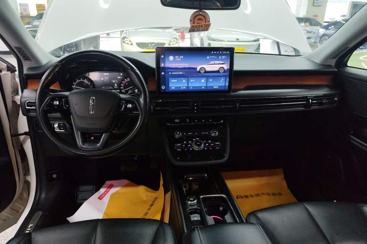 Used Lincoln Corsair 2020 2.0T Four-Wheel Drive Luxury Edition Audio And AC Panel