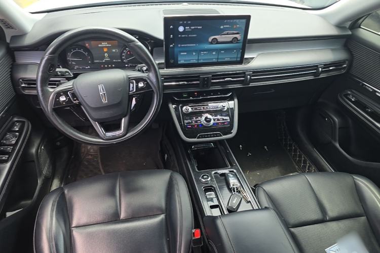 Used Lincoln Corsair 2020 2.0T Two-Wheel Drive Luxury Edition Center Console