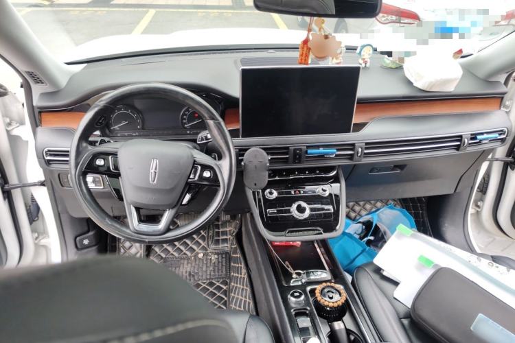 Used Lincoln Corsair 2020 2.0T Four-Wheel Drive Luxury Edition Center Console
