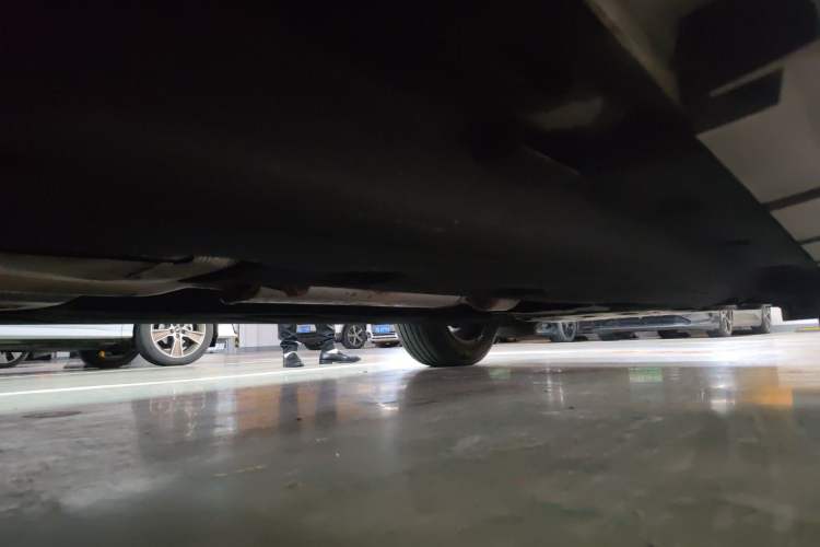 Used Lincoln Corsair 2020 2.0T Two-Wheel Drive Luxury Edition Chassis Rear Right